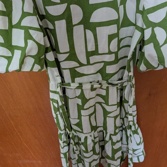 Jessica Simpson Green and White Geo Patterned Mini Summer Button Dress XS - Picture 3 of 9